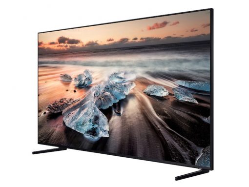 نمای زاویه راست تلویزیون سامسونگ 82 اینچ مدل 82Q900